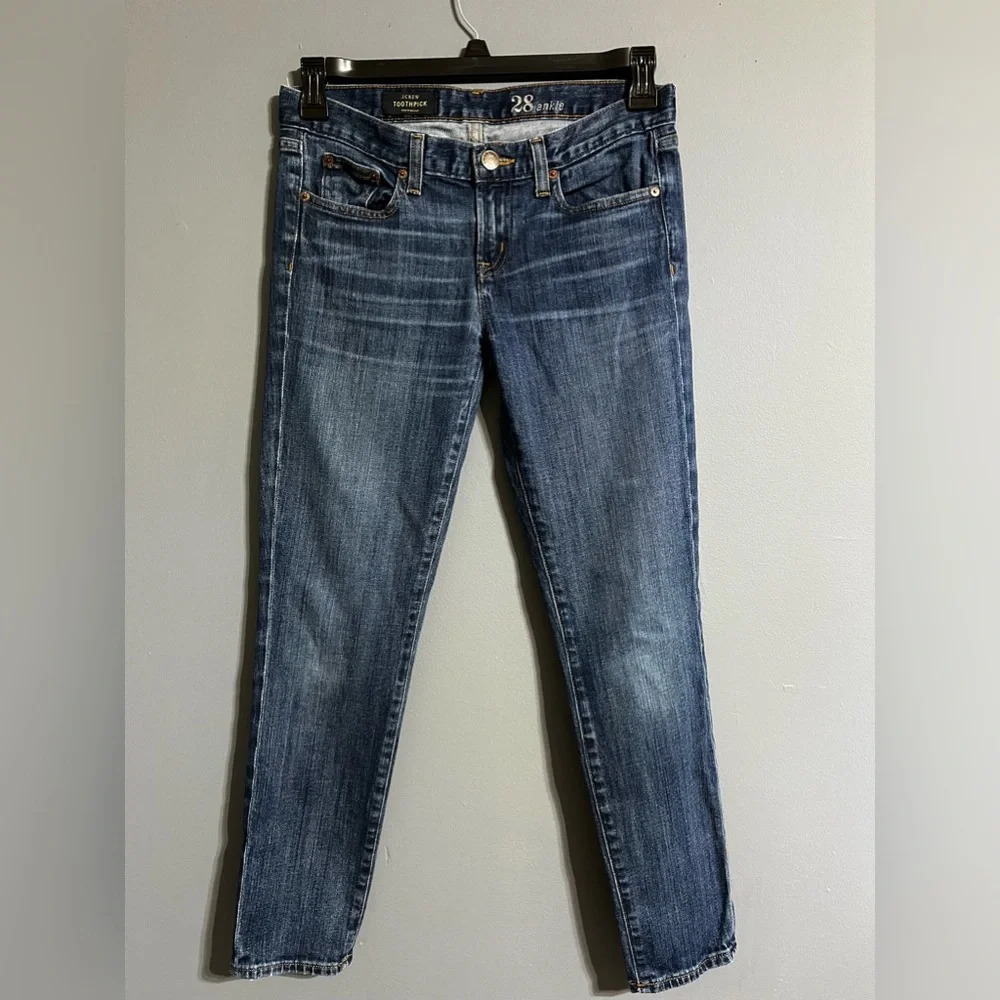 J Crew toothpick jean size 28